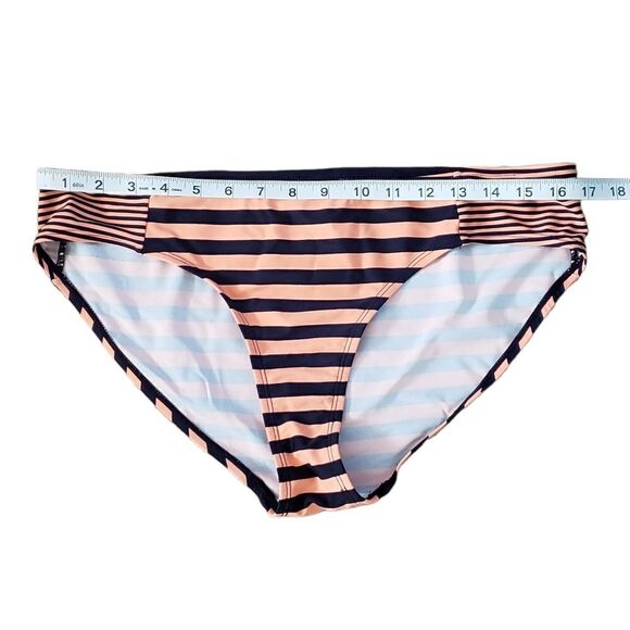 Beach Bump by Motherhood Maternity Navy Stripe Bikini Bottom Size Large - Picture 8 of 11